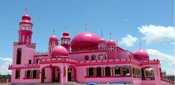 Masjid Dimaukom Pink Mosque